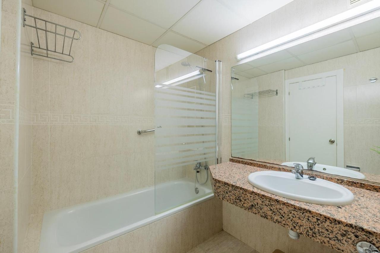 Uhc Michelangelo Apartments 萨洛 外观 照片