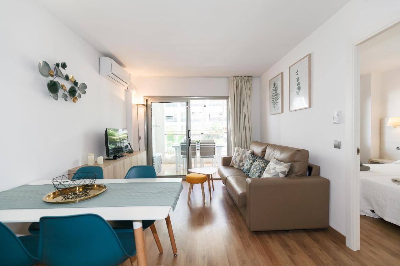 Uhc Michelangelo Apartments 萨洛 外观 照片