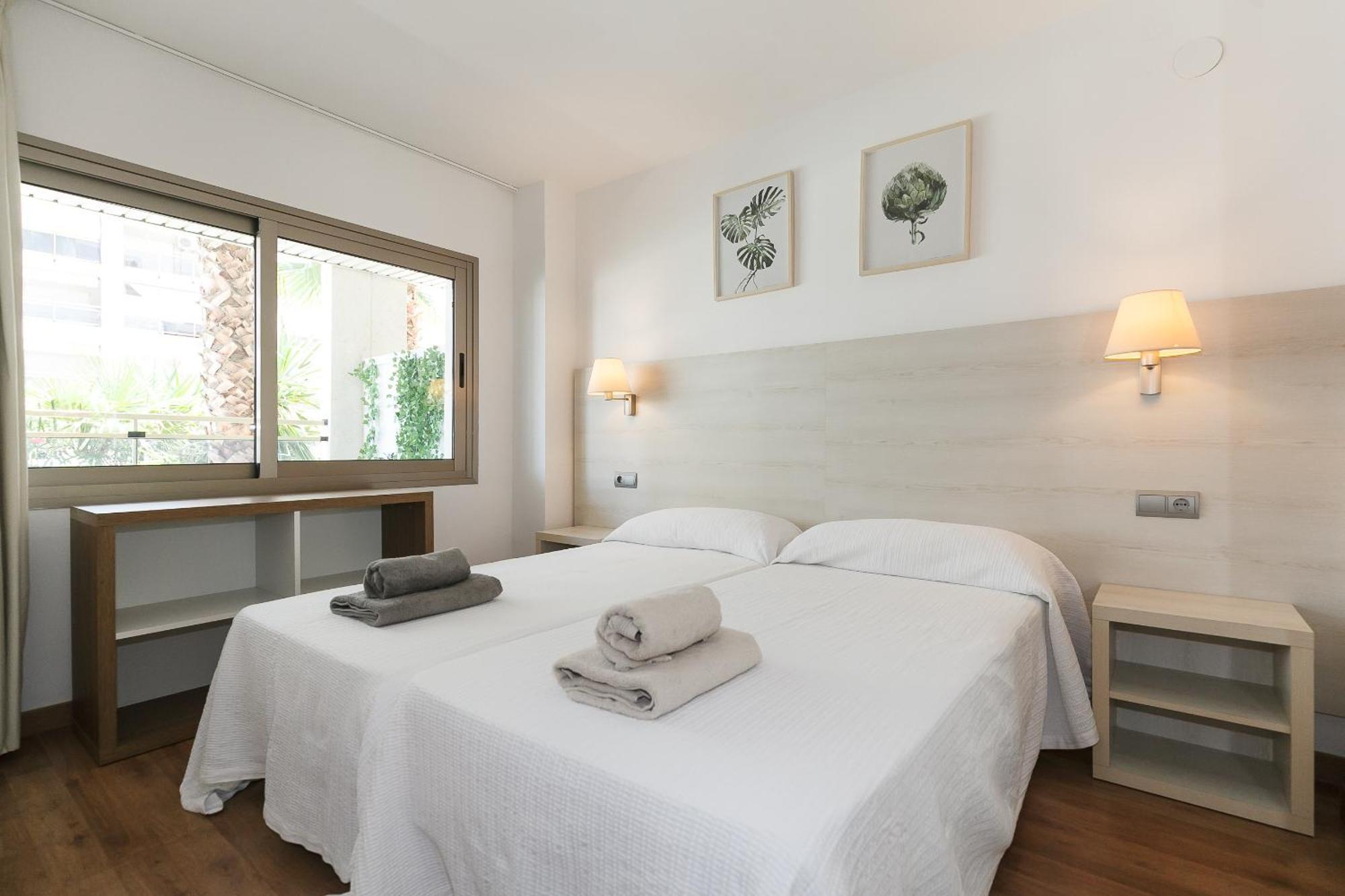 Uhc Michelangelo Apartments 萨洛 客房 照片
