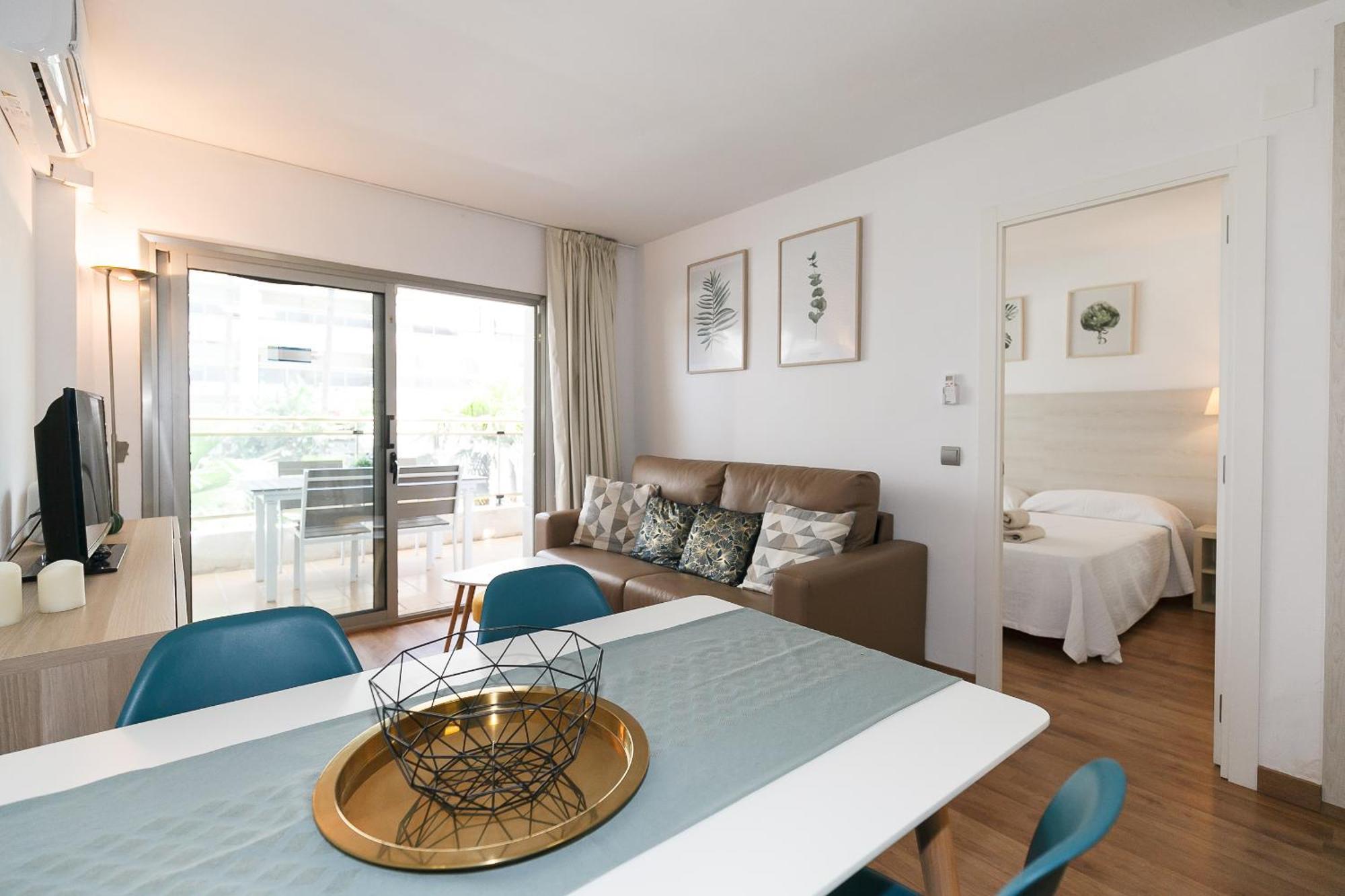 Uhc Michelangelo Apartments 萨洛 客房 照片